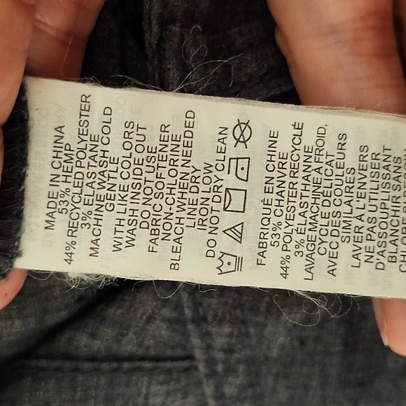 Prana Lizbeth grey zip and 3 button fly outdoor cropped capri pant size 4 - Picture 8 of 10